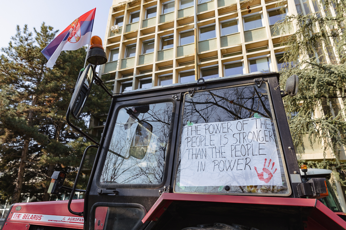 Culisele protestelor studențești care zguduie Serbia: „Sexul e mișto, dar ai încercat să i-o tragi sistemului?”