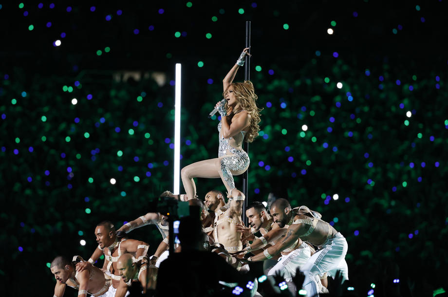 Jennifer Lopez și Shakira, spectacol în pauza de la Super Bowl