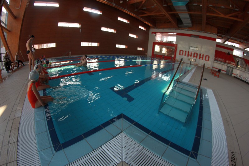 O zi din viața unor gimnaste: lecție de înot în noul bazin Dinamo (EPISODUL 3) / FOTO & VIDEO