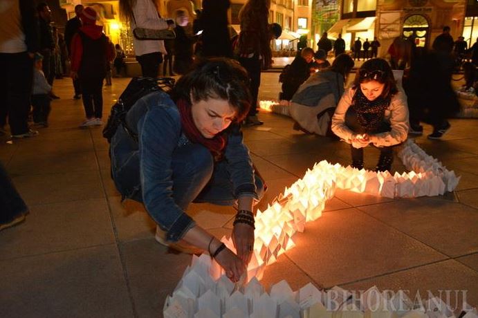 Ora Pământului 2017 în România. Spectacol inedit, după ce s-a stins lumina în mai multe orașe din țară | FOTO ȘI VIDEO