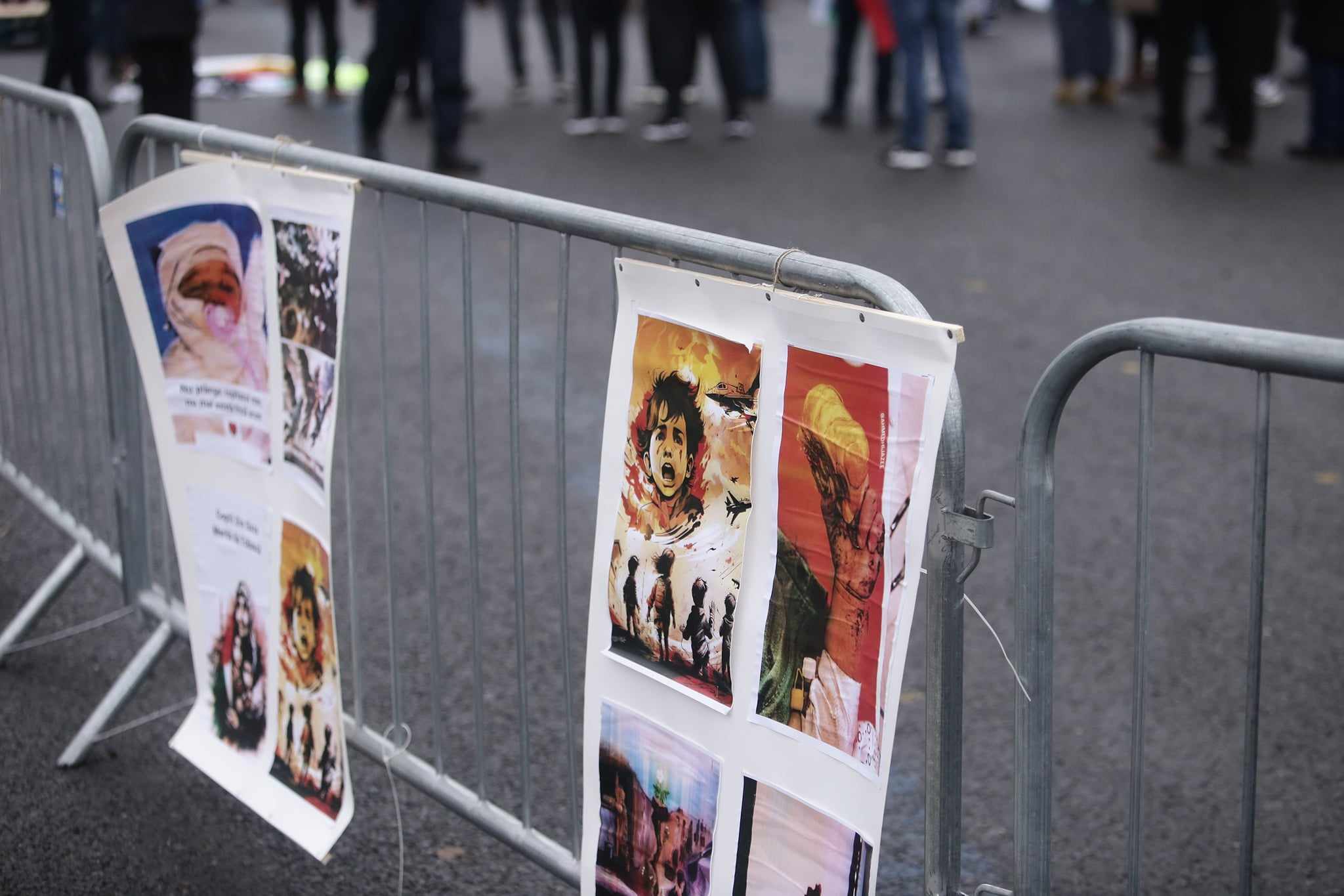 Un nou marș pentru susținerea Palestinei, în București. Organizatorii cer „oprirea genocidului" și salvarea copiilor din Fâșia Gaza | FOTO
