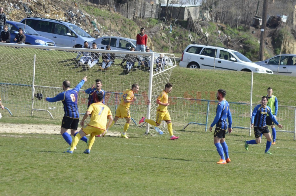 A jucat la națională, iar acum transpiră pe tăpșane! Povestea lui Dorel / GALERIE FOTO