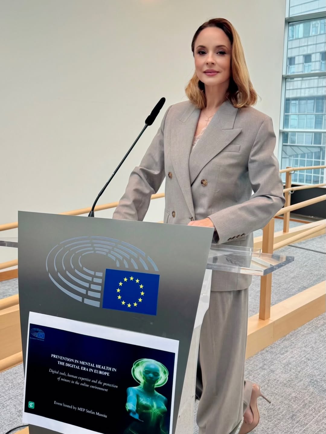 Unde au fost fotografiați Dan Alexa și Andreea Marin: „Nevoia de echilibru”. Antrenorul român și vedeta au mers la Bruxelles