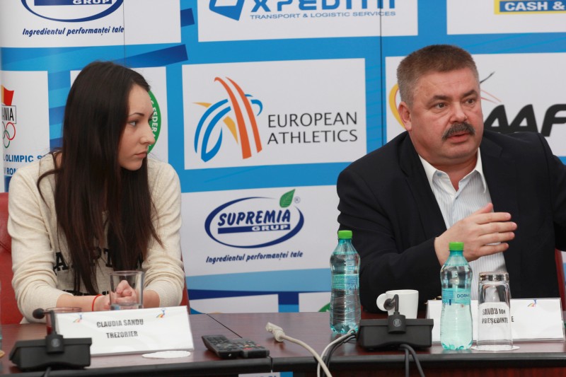 Premii dublate pentru Florentina Marincu și Marian Oprea. Au primit câte 10.000 de euro / FOTO