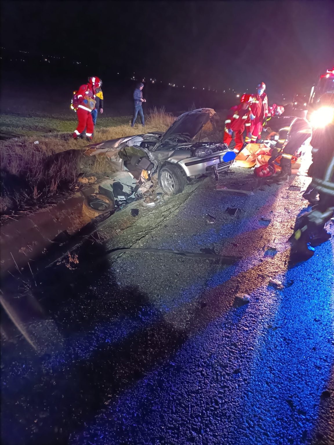 Accident cu trei mașini implicate, în judeţul Braşov. Două persoane au murit