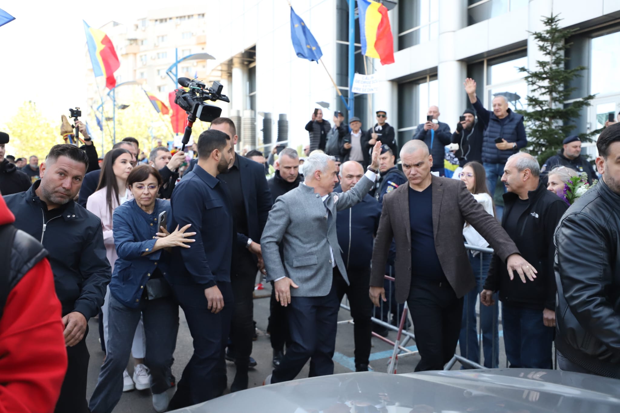 Călin Georgescu, din nou în fața instanței. Fostul candidat la prezidențiale află azi decizia ÎCCJ în dosarul tentativei loviturii de stat