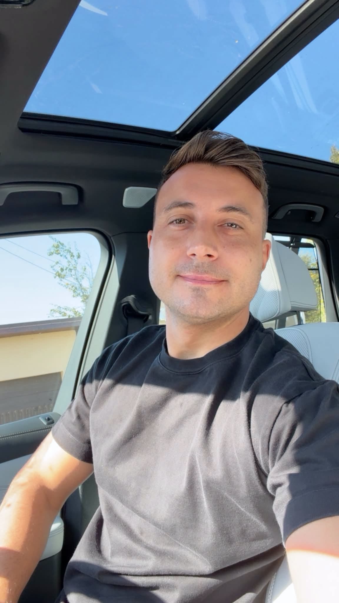 Pe ce a cheltuit Valentin Sanfira mulți bani