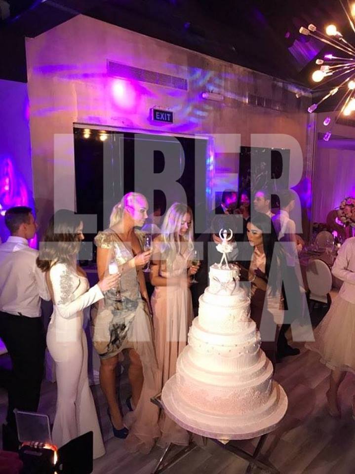 FOTO EXCLUSIV/ Bianca Drăgușanu a golit cardul pentru botezul fiicei sale. Uite cu ce preparate și-a întâmpinat invitații