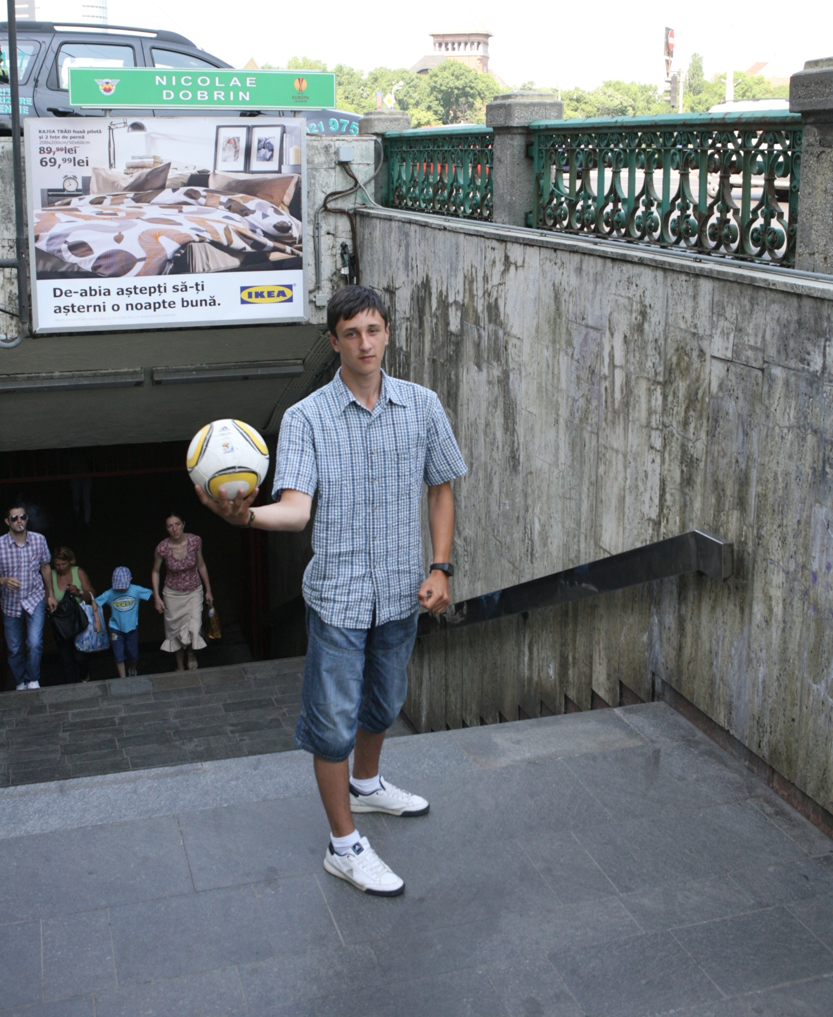 Nicolae Dobrin a fost votat ”Cel mai mare fotbalist român al tuturor timpurilor” în sondajul SportNews.ro. Regretatul Prinț din Trivale i-a devansat pe alți foști mari fotbaliști precum Hagi, Balaci, Petschovschi sau Bölöni / GALERIE FOTO&VIDEO