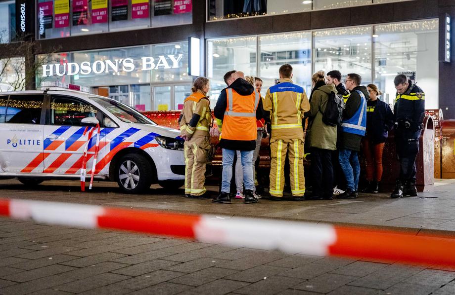 Mai multe persoane au fost înjunghiate la Haga, la câteva ore după un atac similar în Londra