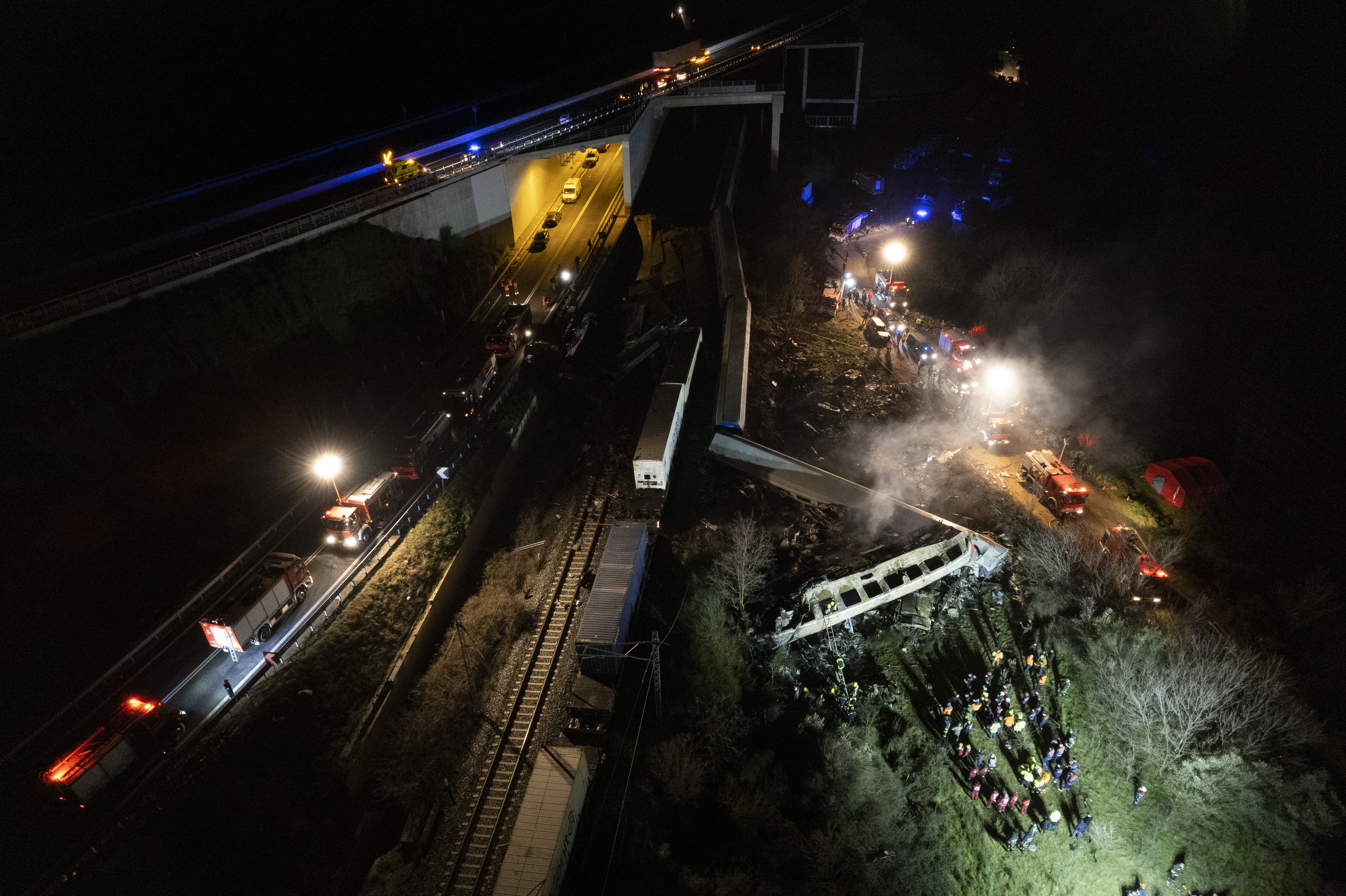 Șeful gării din orașul Larissa a fost arestat după tragedia feroviară din Grecia