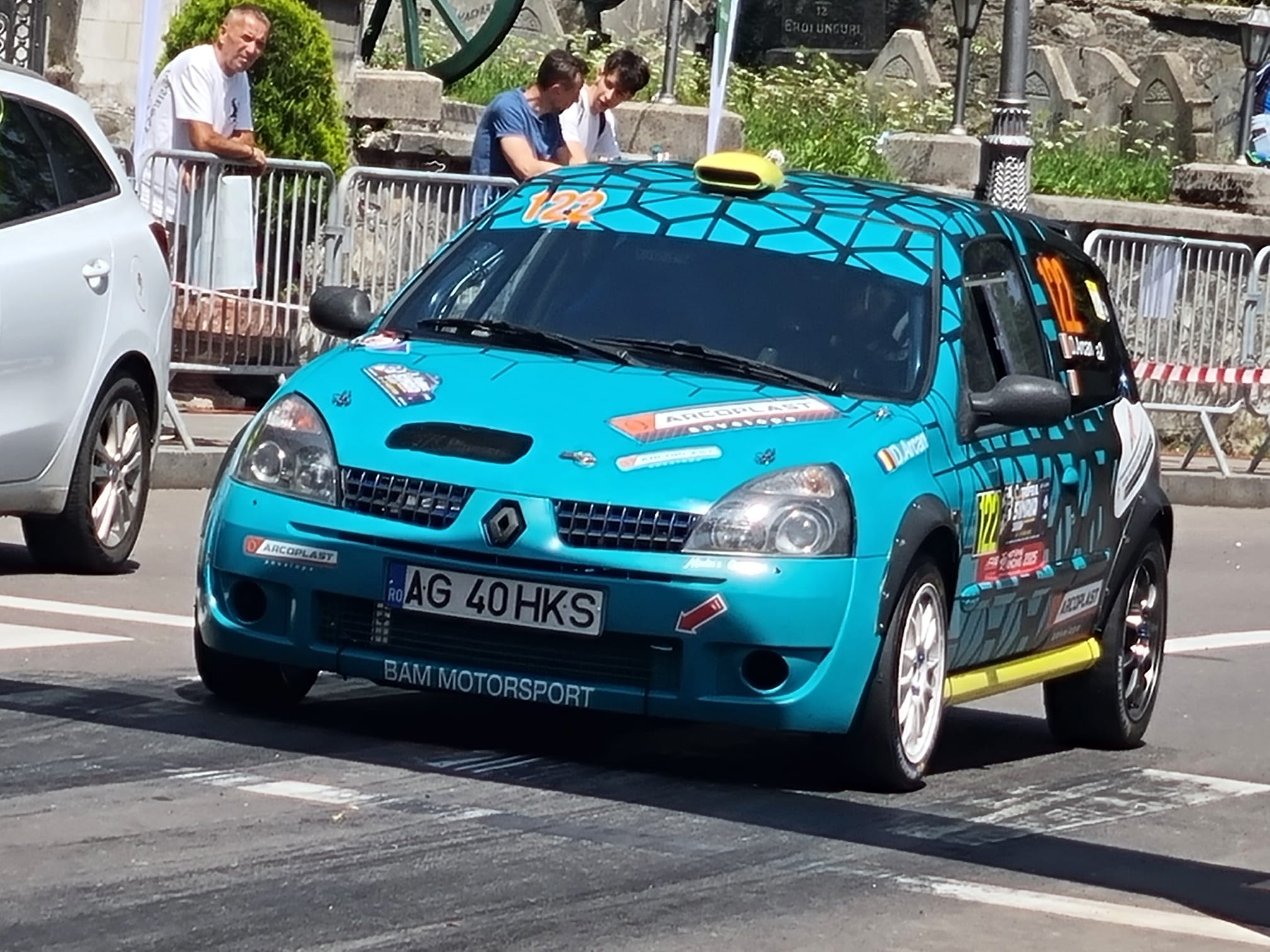 Cozi uriașe la intrarea în Sinaia. Trafic bară la bară pe DN1, în plin sezon estival. Care a fost motivul