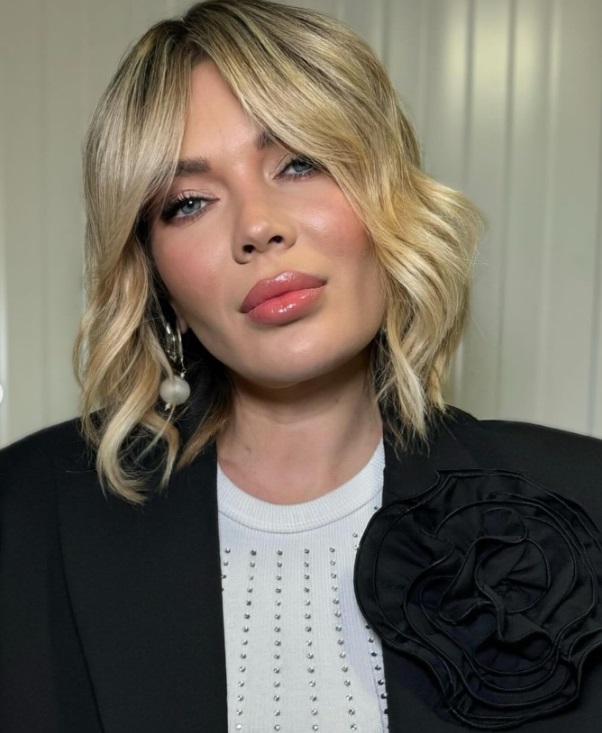 Gina Pistol, în costum de baie după ce s-a aflat că prezintă „MasterChef România” la Pro TV. Vedeta și-a arătat silueta