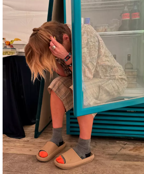 Cât au costat ghetele purtate de Delia la festivalul Neversea. Artista a atras atenția tuturor atunci când a urcat pe scenă. „Nu prea am avut chef să dansez”