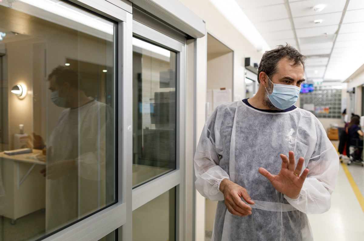 „Unii copii chiar din prima zi de viață pot muri și după operație reînvie”, spune un medic sirian revenit în România