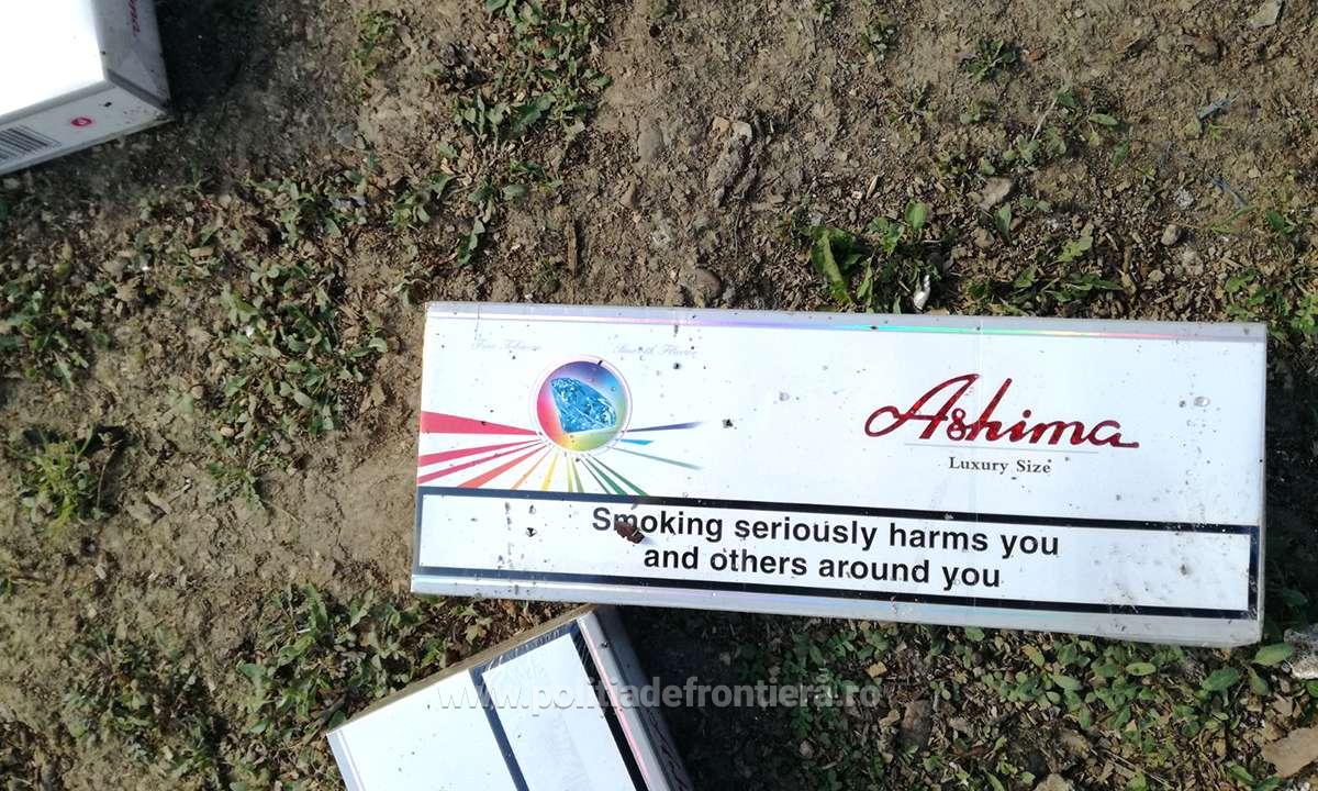 Botoșănean prins de polițiștii de frontieră în timp ce ardea țigări de contrabandă (VIDEO)
