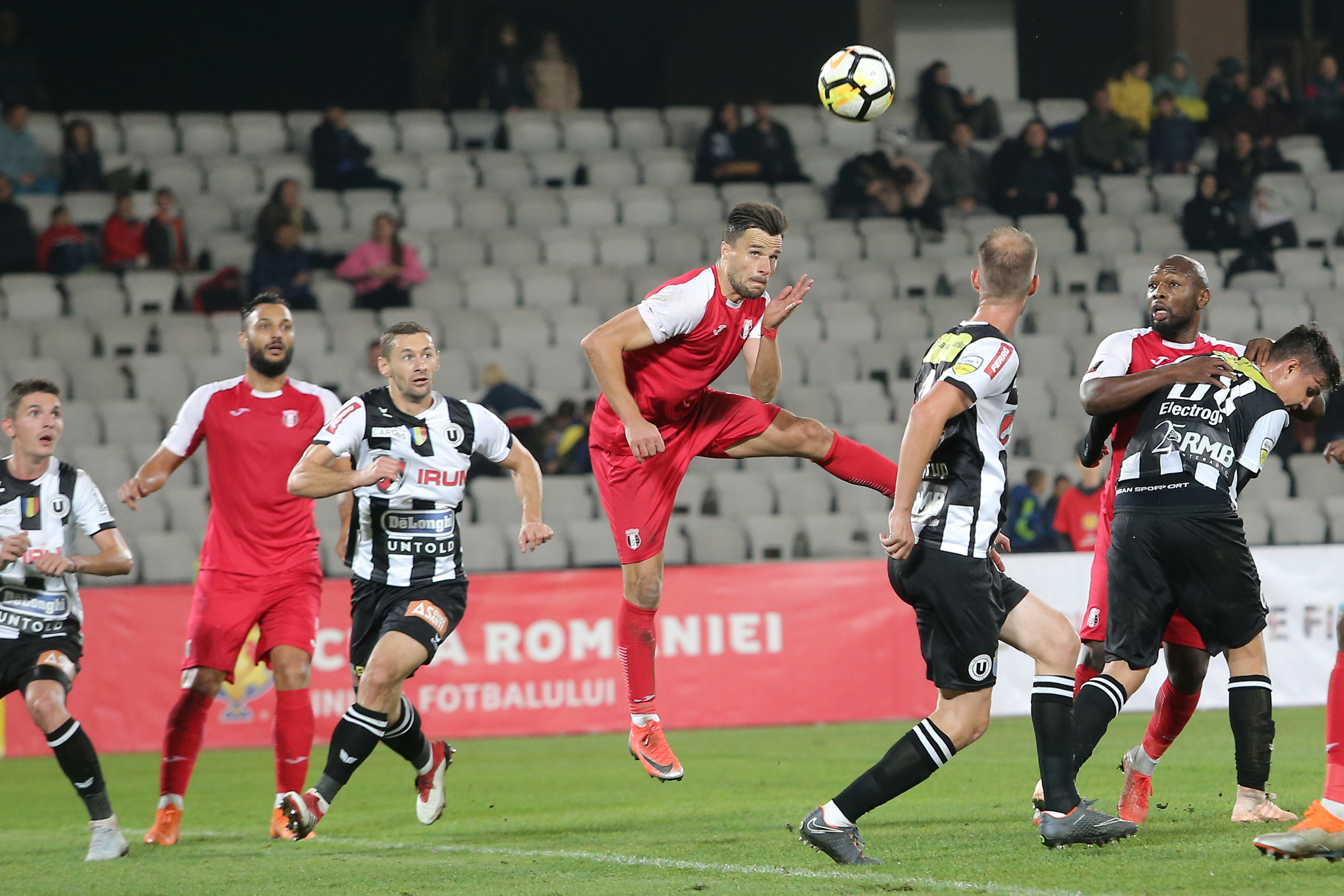 Prima reacție a fotbalistului Valentin Gheorghe, după prostia făcută în finalul meciului U Cluj - Astra Giurgiu: "Nu mi-am dat seama că sunt în ofsaid"