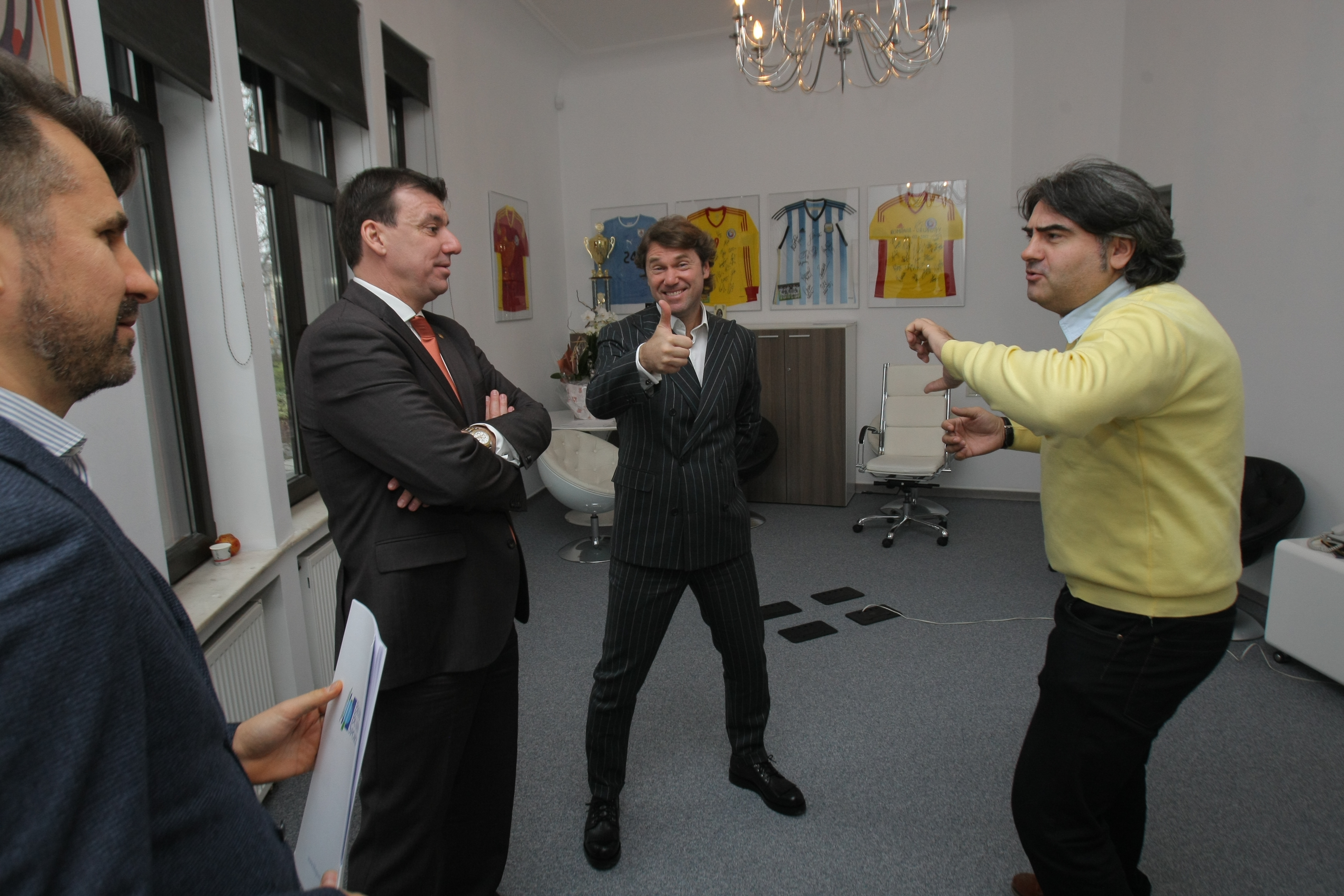 GALERIE FOTO / Fiul cel mare al lui RĂDUCIOIU primește mâine un ghiul 