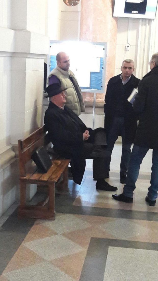 ”Dosarul Craiova” nu a adus nimic nou, la termenul de astăzi. Îi doare-n pălărie! GALERIE FOTO