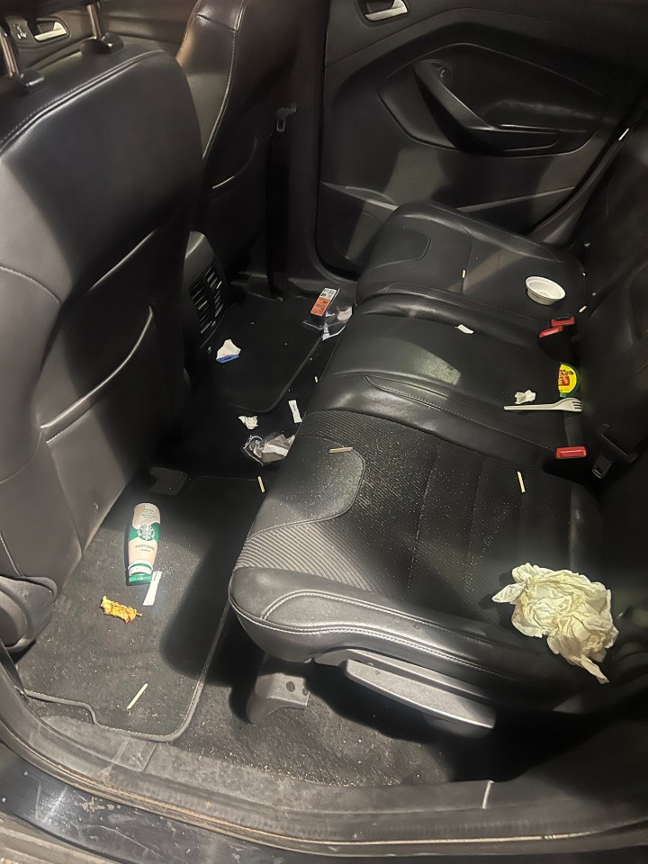 Șofer francez de taxi îl acuză pe un ministru britanic că s-a comportat ca „un huligan”. Imagini cu mizeria lăsată în mașină