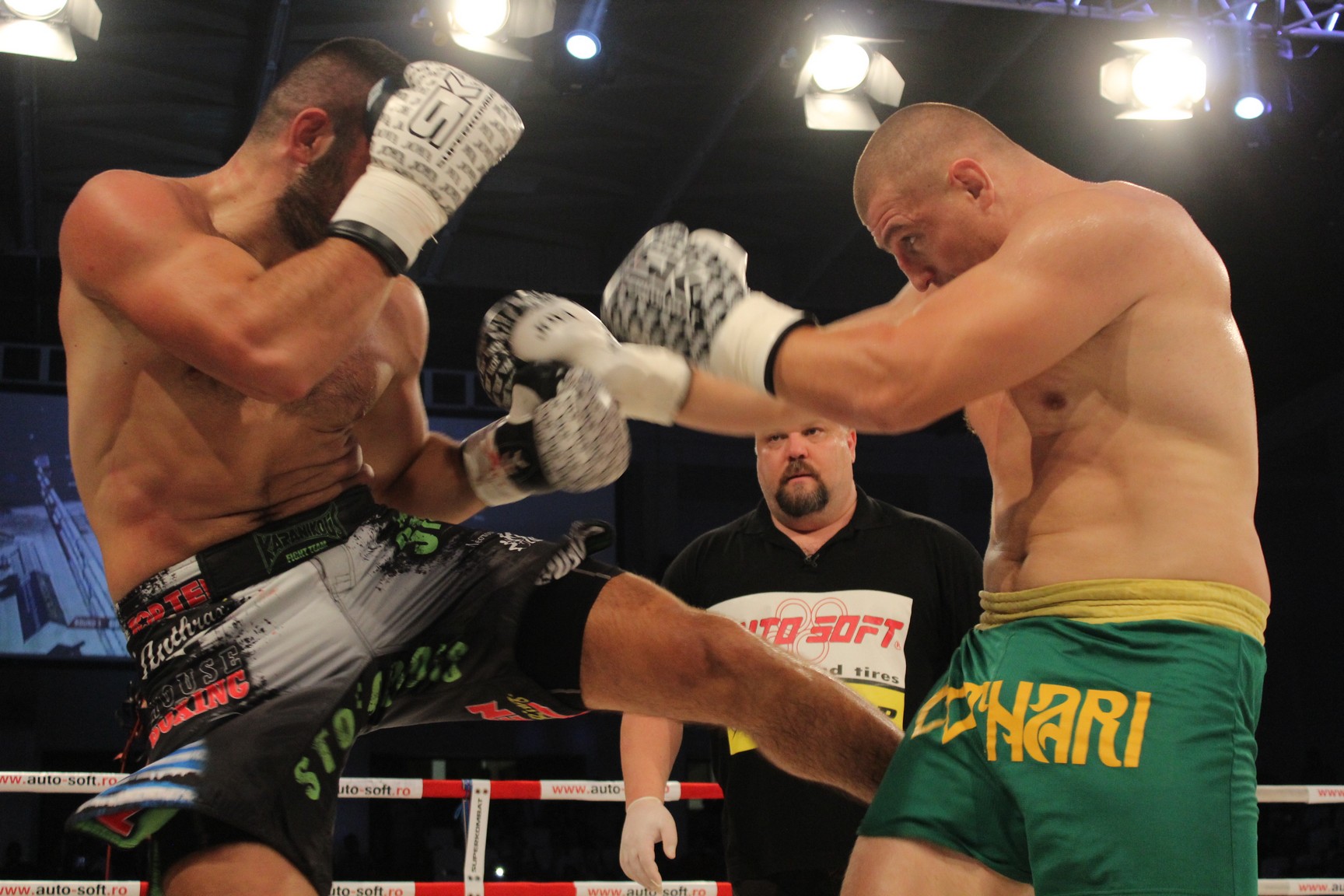 GALERIE FOTO / SUPERKOMBAT CONSTANȚA: Moroșanu a dat de pământ cu colosul din Kavala!