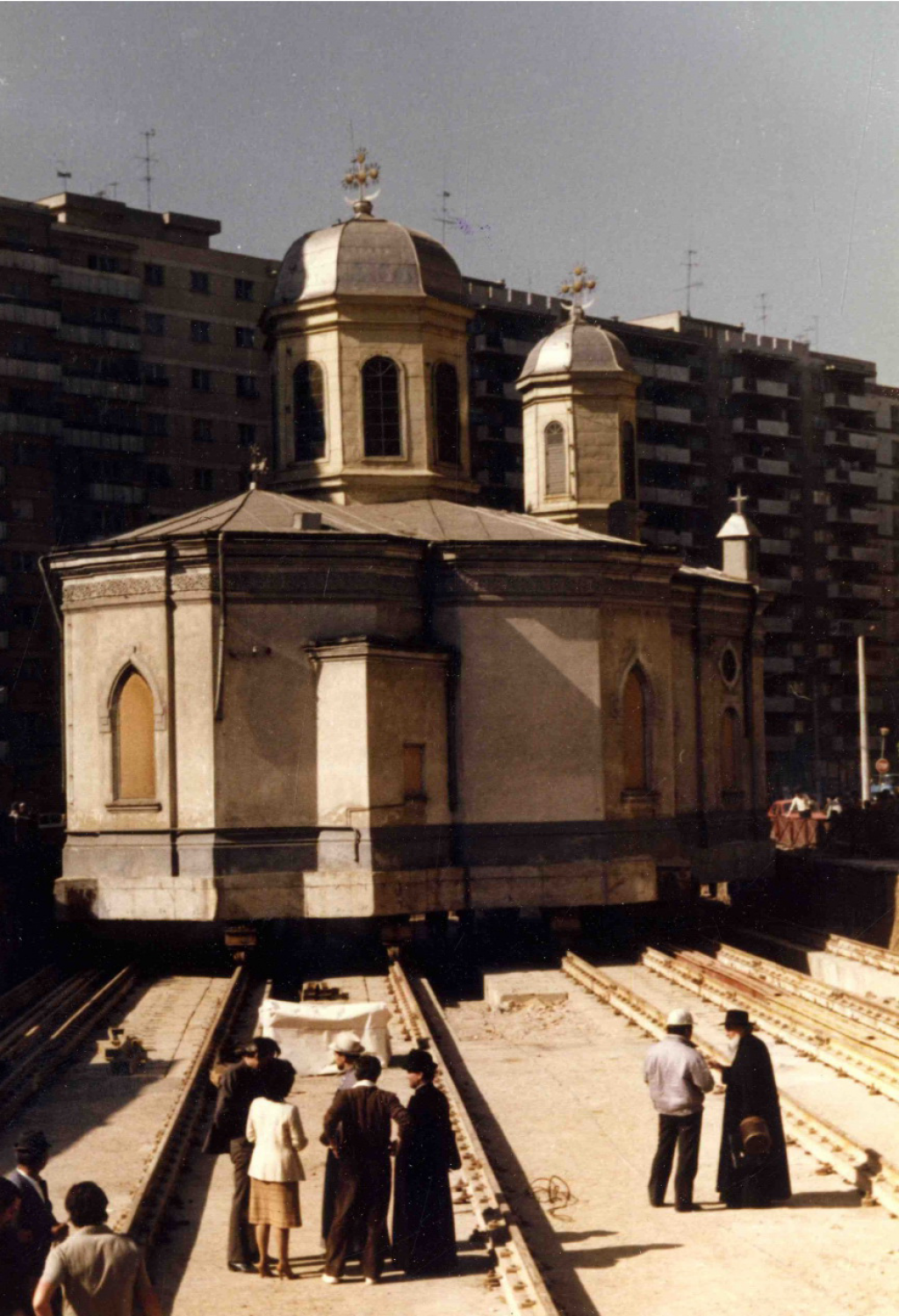 Povestea omului supranumit "Inginerul Raiului", care a salvat 12 biserici din Bucureşti de la demolarea forțată impusă de Nicolae Ceaușescu