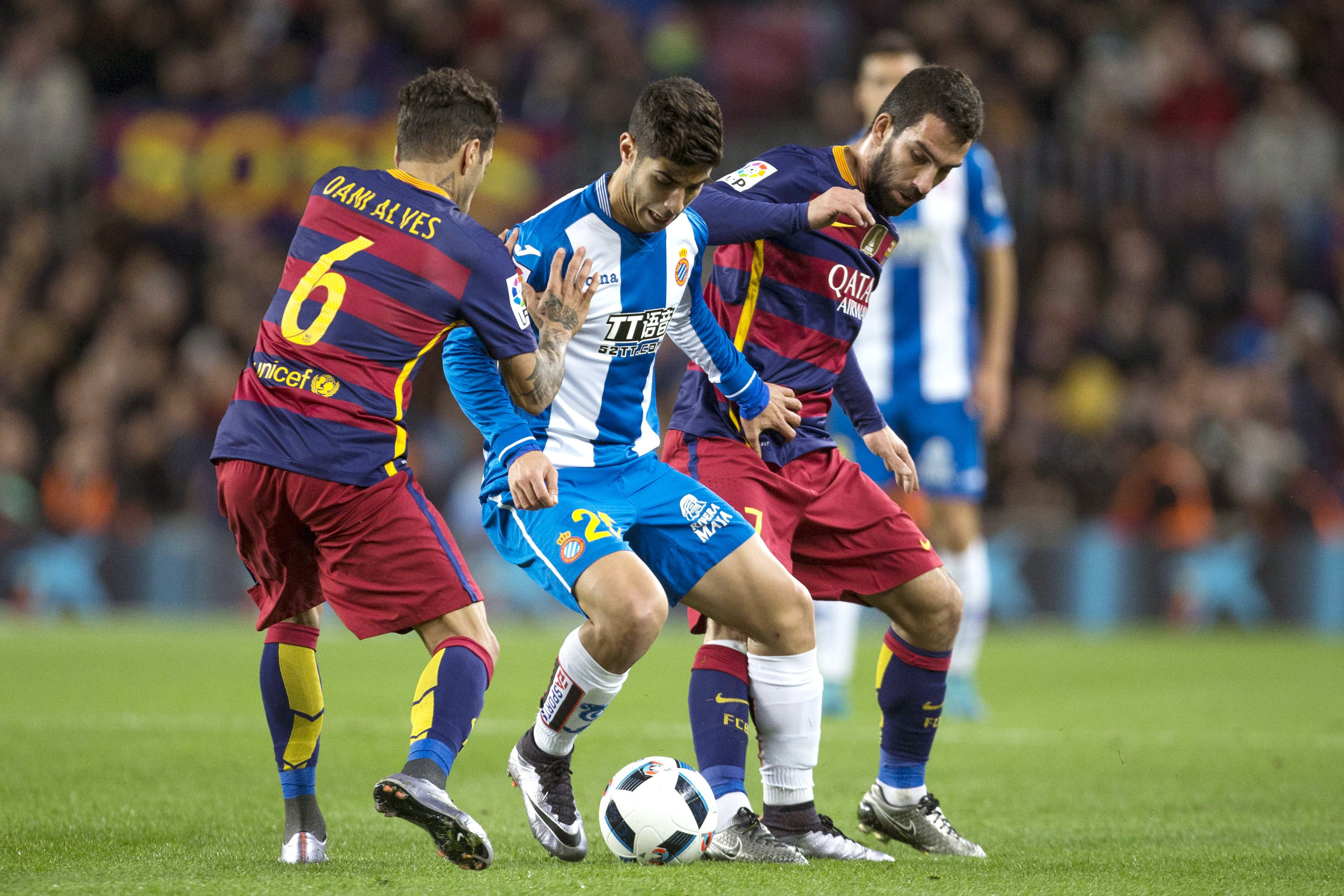 Echipa lui Gâlcă a rezistat onorabil o repriză pe ”Camp Nou”. Espanyol a deschis scorul, dar a pierdut clar / FOTO&VIDEO