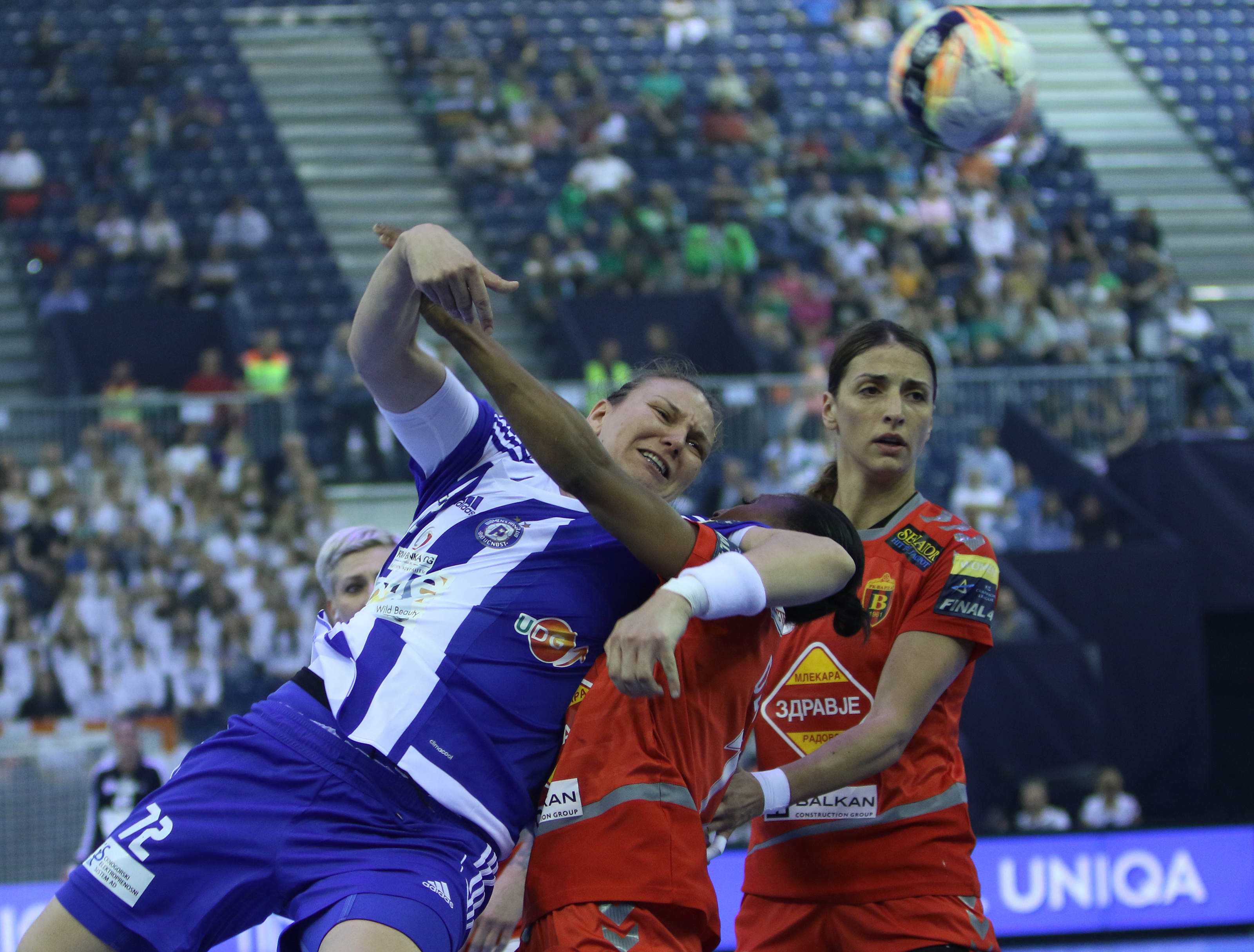 Fetele de la Vardar s-au dezbrăcat de bucurie că au bătut-o pe Cristina Neagu | FOTO