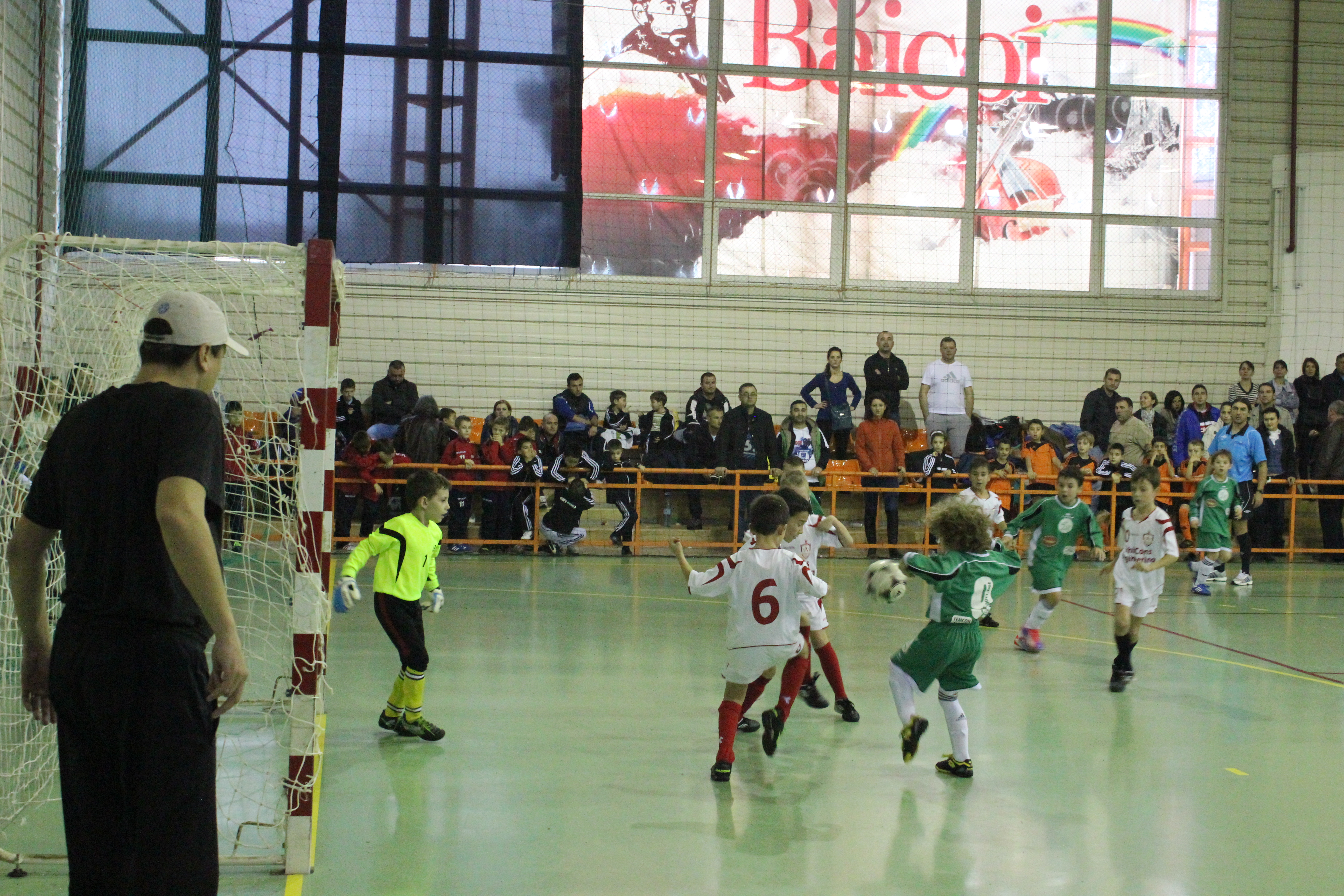 Cel mai tare turneu de fotbal pentru copii, Kids Winter Cup, reunește 42 de echipe și peste 500 de prichindei