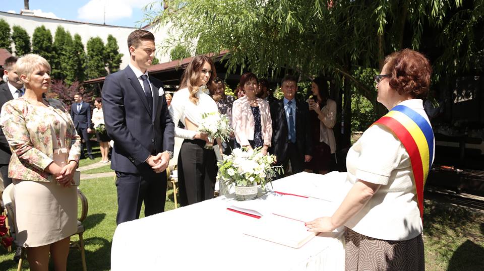 Fotbalistul Florin Gardoș și-a dus soția la altar | GALERIE FOTO