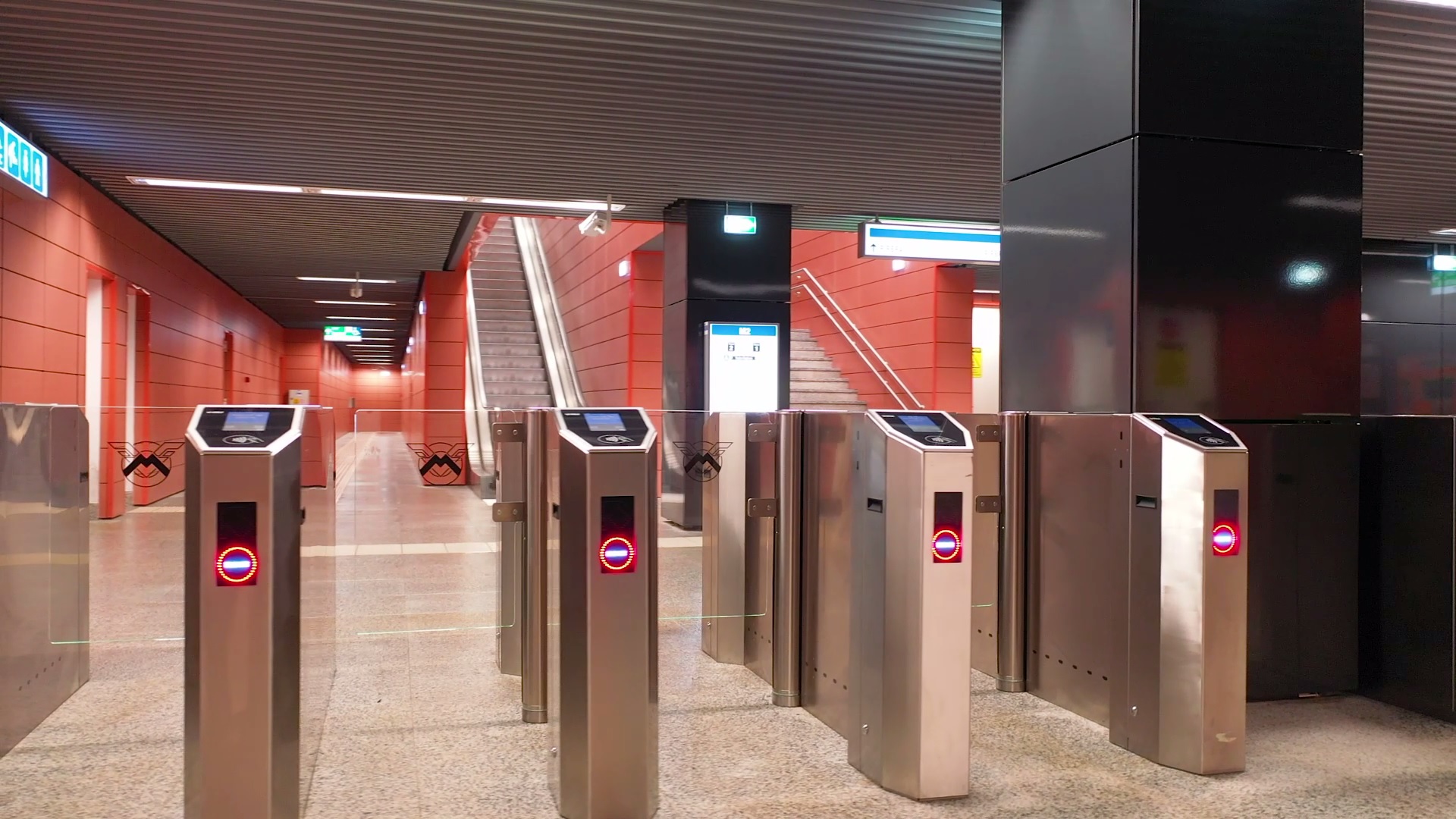 Staţia de metrou Tudor Arghezi, dată în folosinţă până pe 15 noiembrie, spune Primăria Sectorului 4. Cât a costat