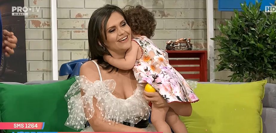 Cea mai mare teamă a mămicii Cristina Șișcanu. "Mi-e frică de procesul acela de înțărcare" | FOTO