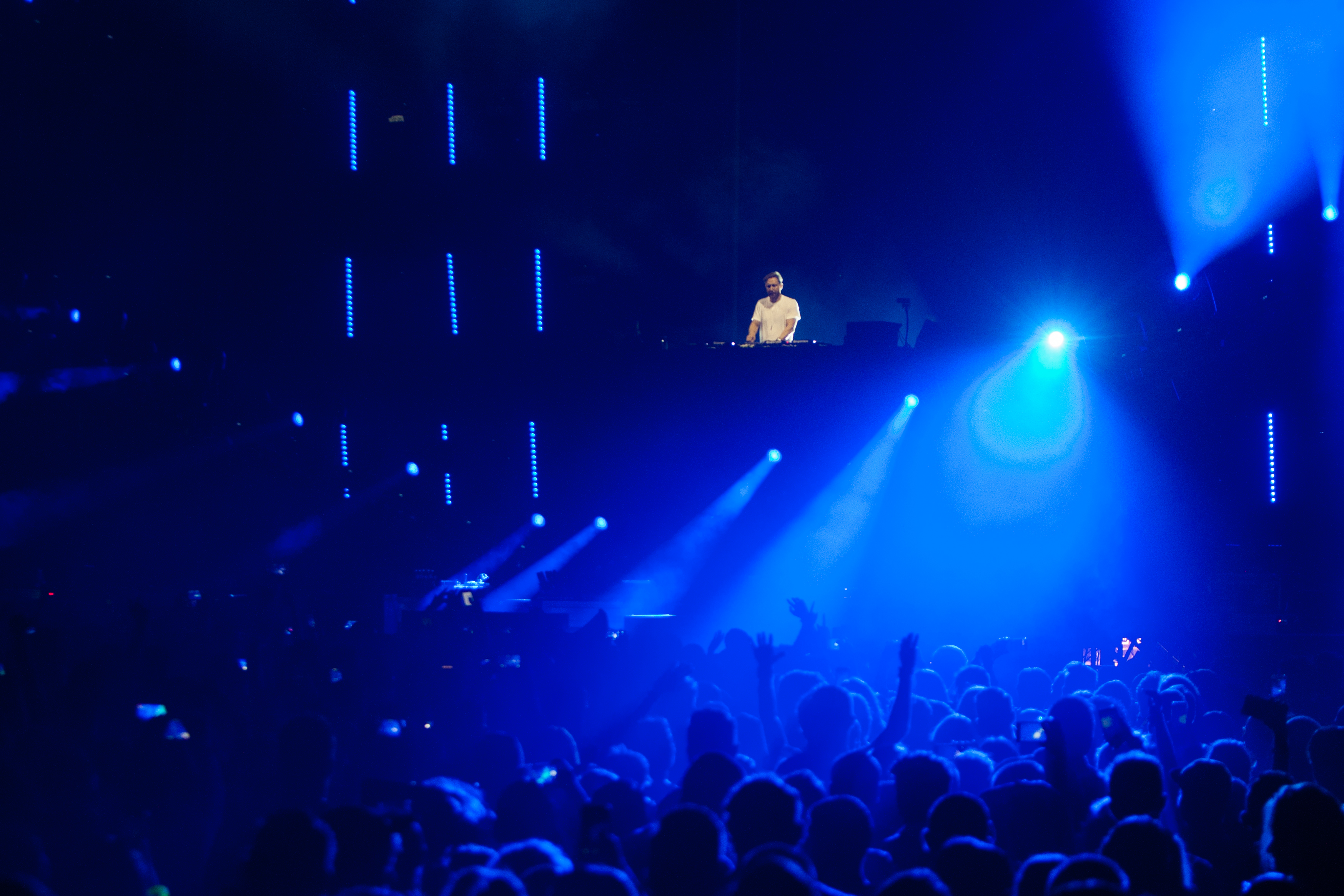 David Guetta, show electrizant la Romexpo. Mii de oameni au venit să-l vadă | FOTO