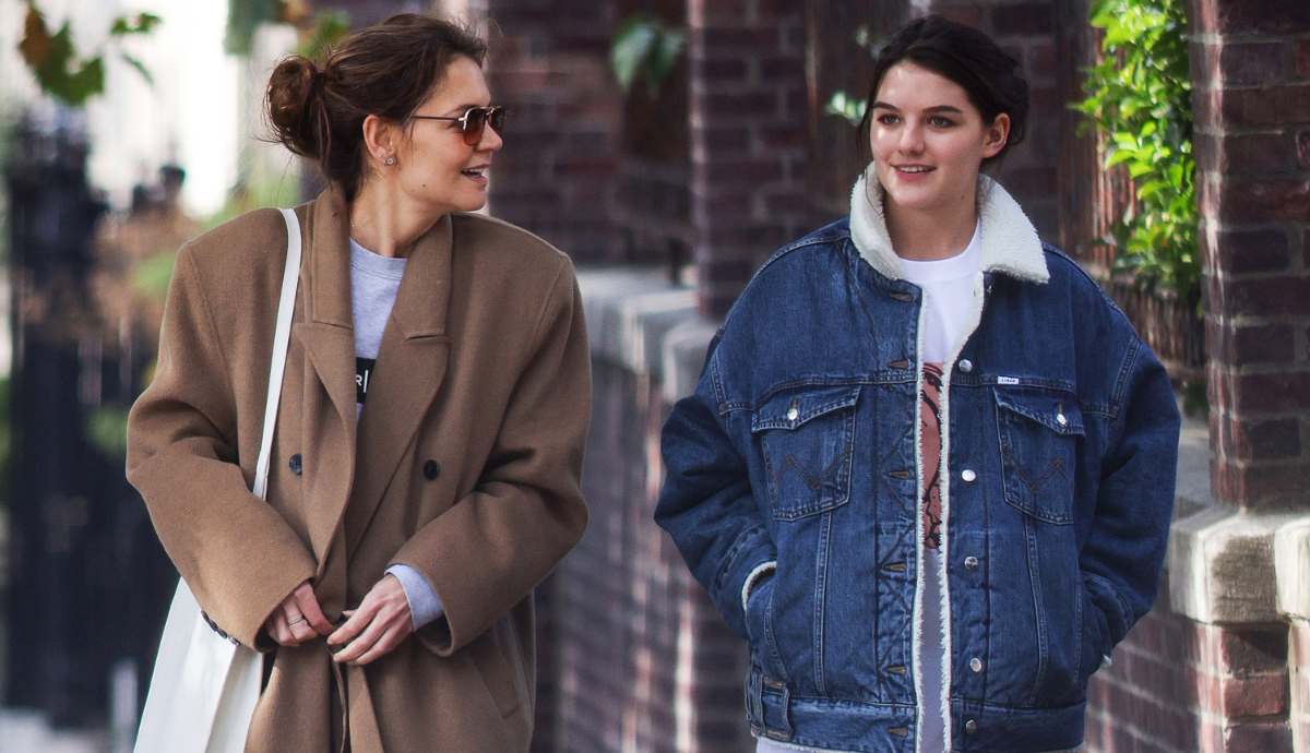 Katie Holmes és Suri Cruise a stílusikonok most a télikabát trendekben