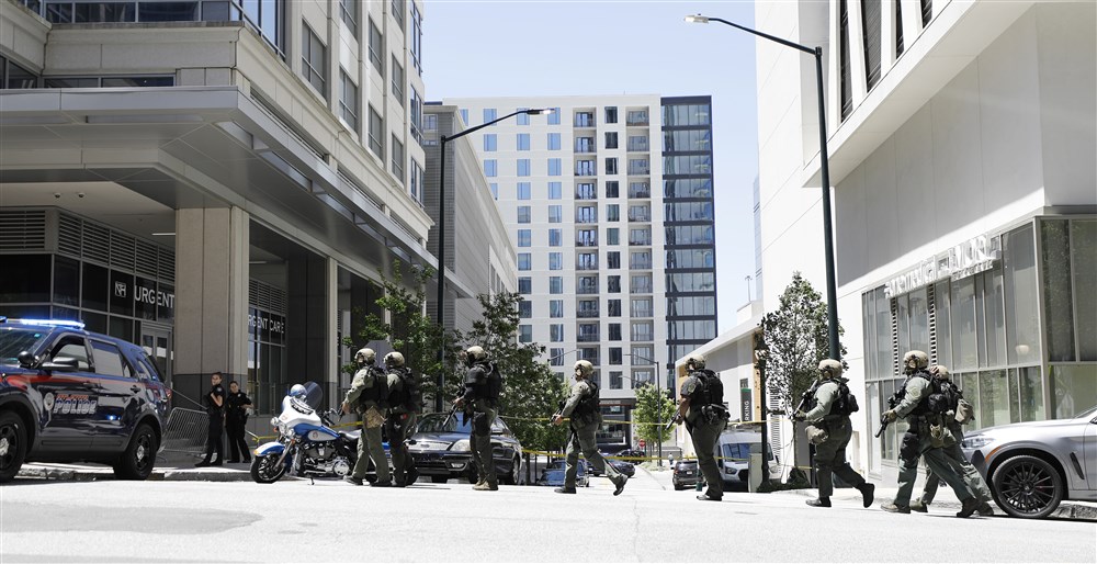 Atac armat într-o clădire medicală din Atlanta, soldat cu cel puțin un mort și 3 răniți
