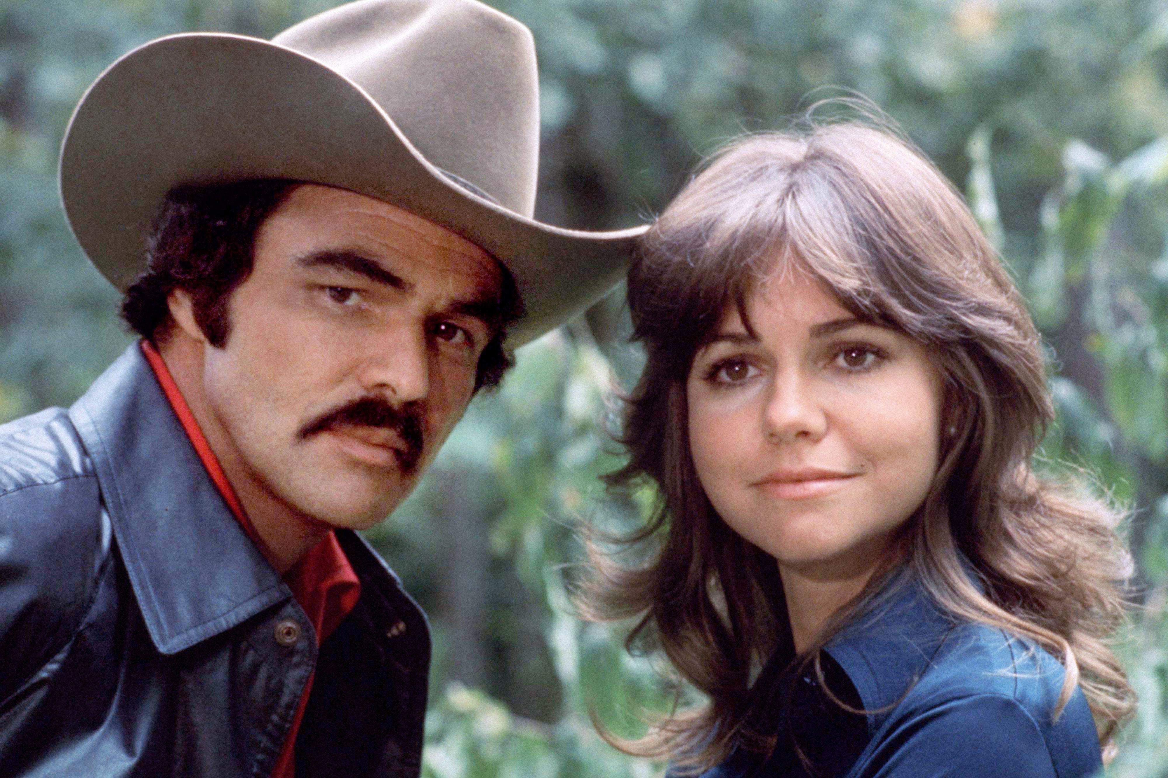 FOTO | Burt Reynolds a murit la vârsta de 82 de ani. Actorul a suferit un atac de cord