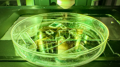 Tudósok olyan műanyagot fejlesztettek ki, ami elpusztítja a vírusokat