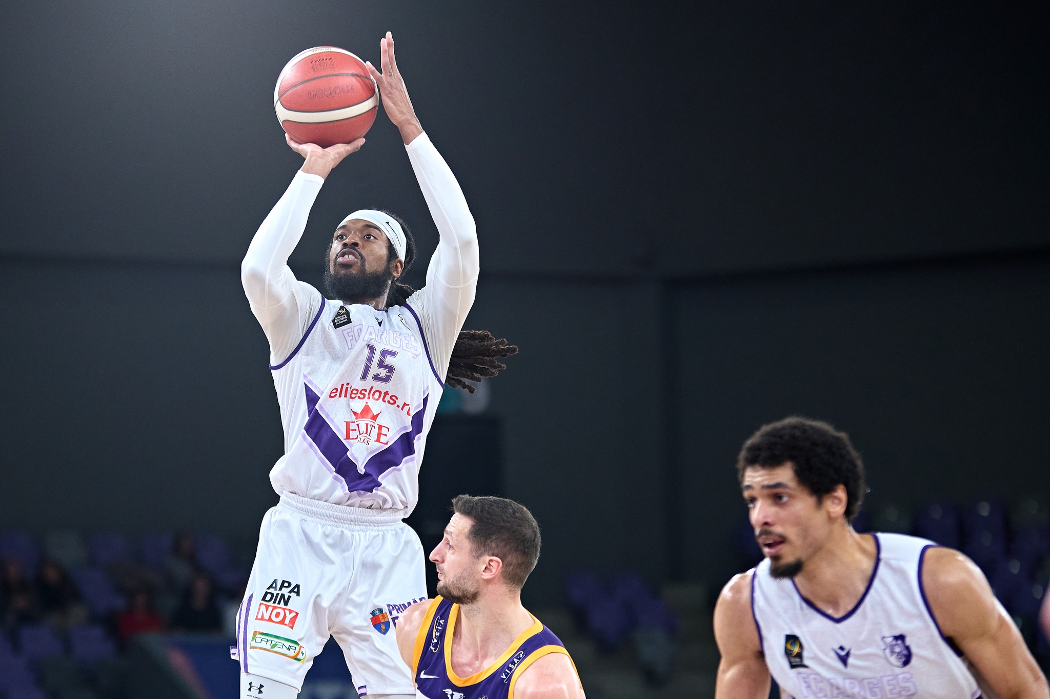 Marcus Thornton, baschetbalistul american de la FC Argeș care a jucat pe patru continente și în naționala SUA: „M-a surprins cât de mulți munți aveți, iar peisajele sunt de vis”