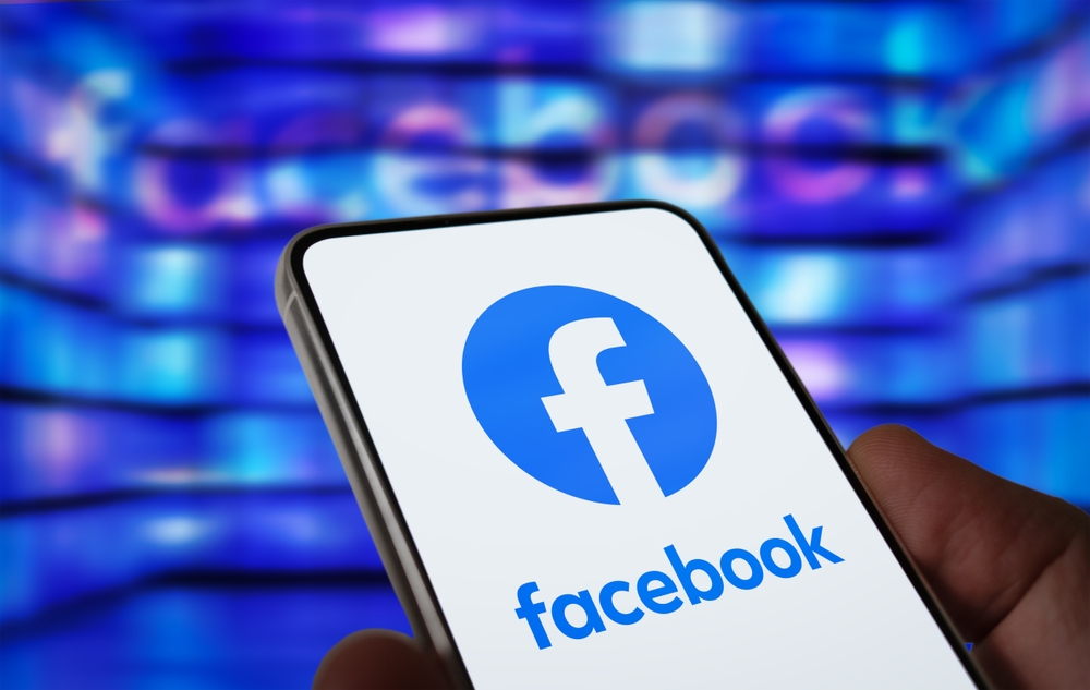 Vége a trükközésnek! Új életkor-ellenőrző alkalmazás kell az EU-ban a gyermekek online biztonságáért