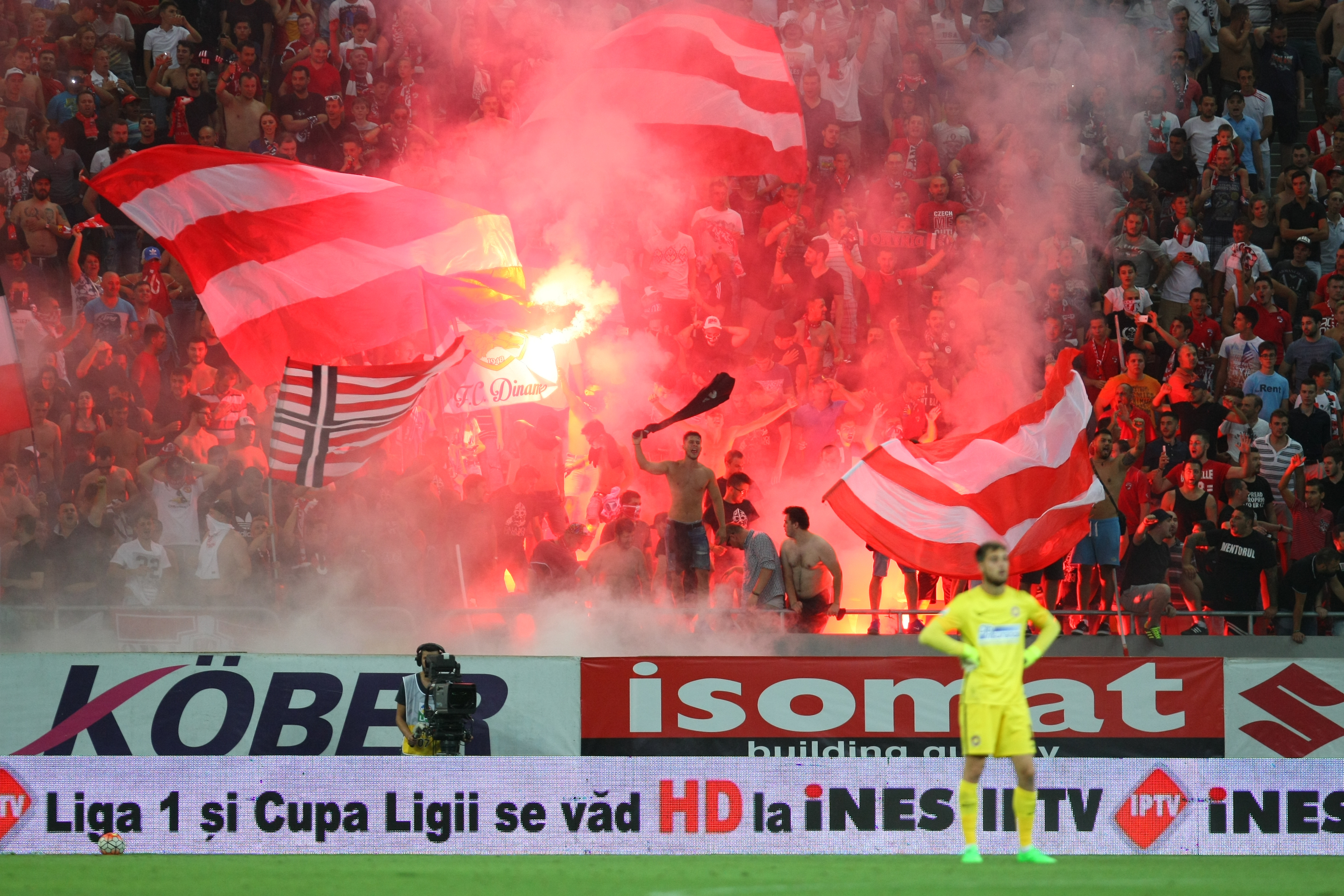 ZEROic! Steaua, blocată de Dinamo, după un derby intens, dar nul. Niște reumatici care au vrut să dea totul. Tribunele n-au reușit să înscrie în locul lor! / SUPER GALERIE FOTO
