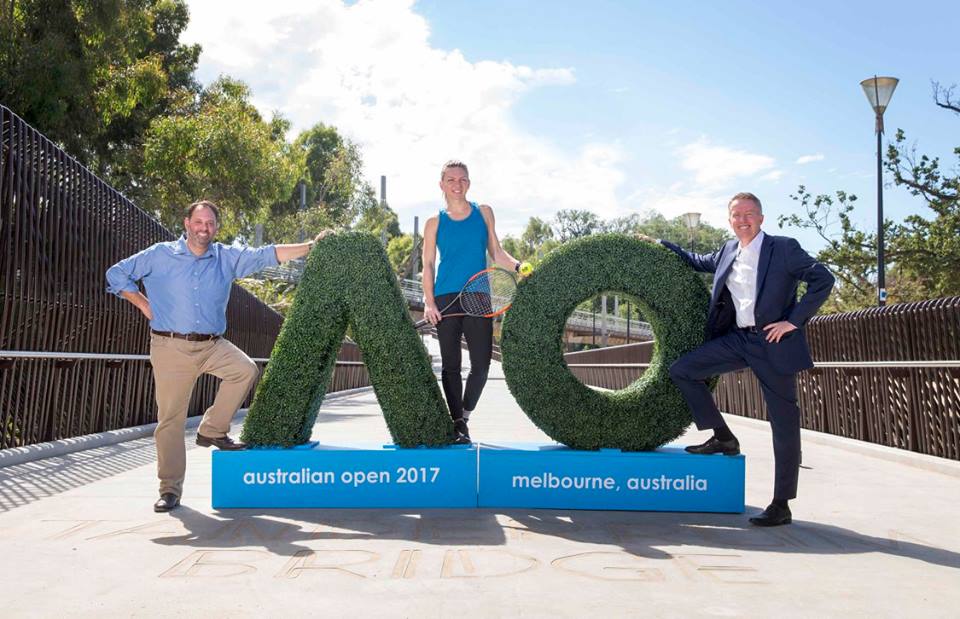 Româncele vin pe rând la Australian Open. Simona Halep a făcut primul antrenament la Melbourne, a aterizat și Sorana Cîrstea / VIDEO