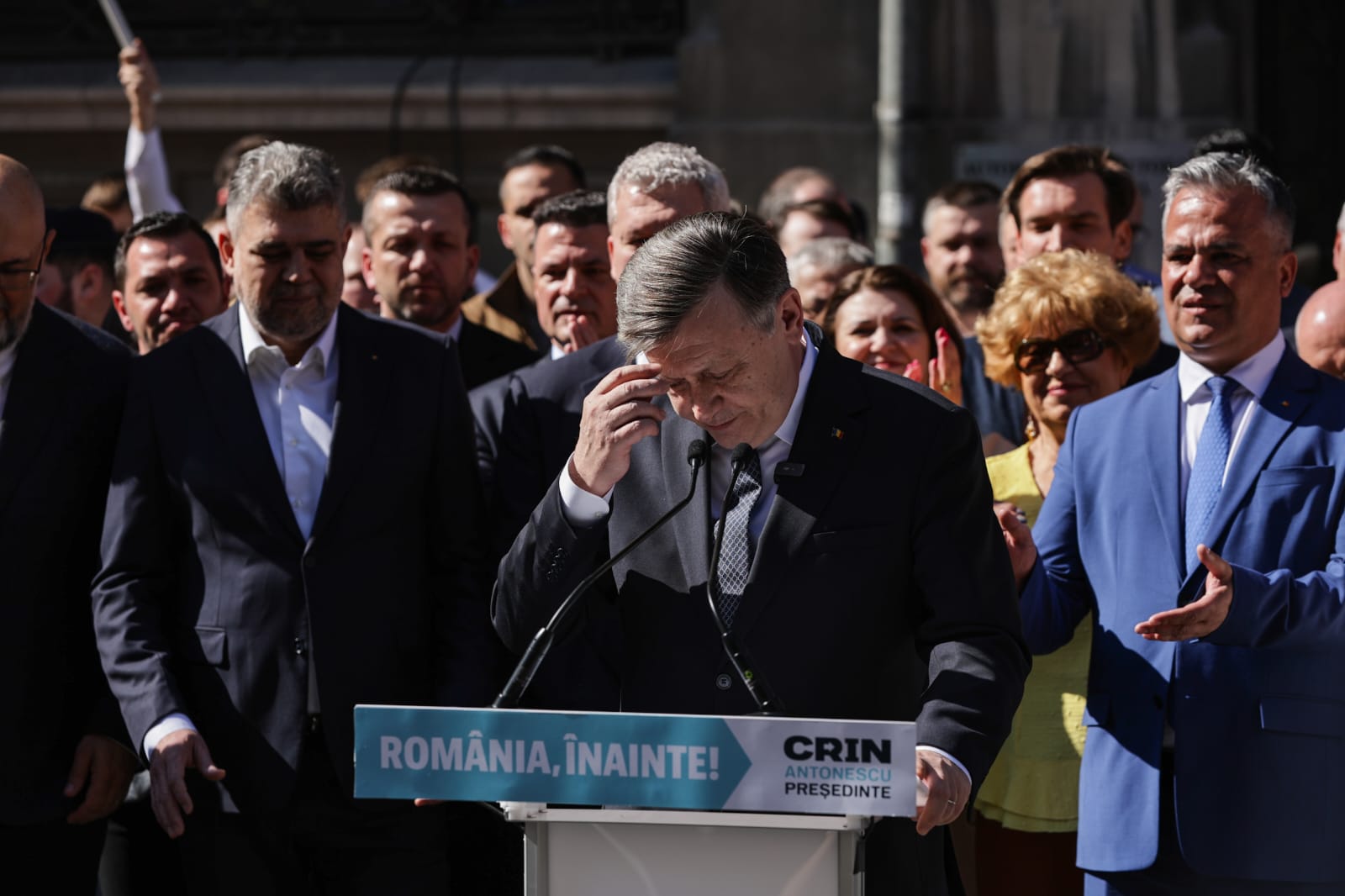 Crin Antonescu și-a depus candidatura la alegerile prezidențiale