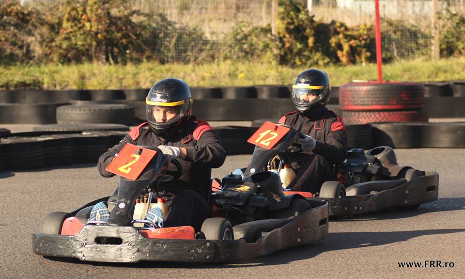 Stejarii s-au distrat la karting, în aşteptarea meciului cu naţionala Canadei, marți, ora 18:45 / GALERIE FOTO