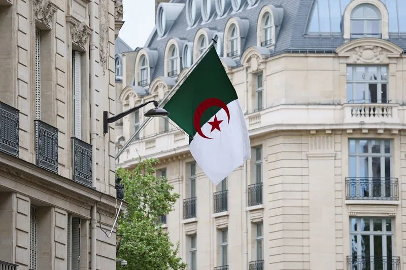 France orders tighter visa controls on Algerian diplomats amid deportation row