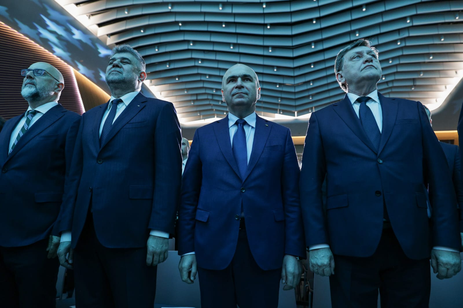 Crin Antonescu și-a lansat programul politic „România, înainte!” pentru alegerile prezidențiale