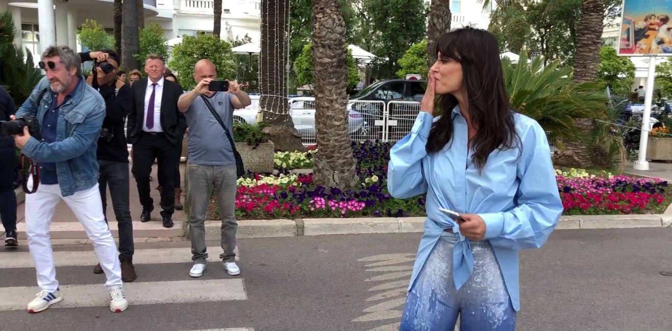 Shooting Elle - Catrinel Menghia a făcut furori la Cannes. Fotografii s-au îngrămădit după ea  | FOTO
