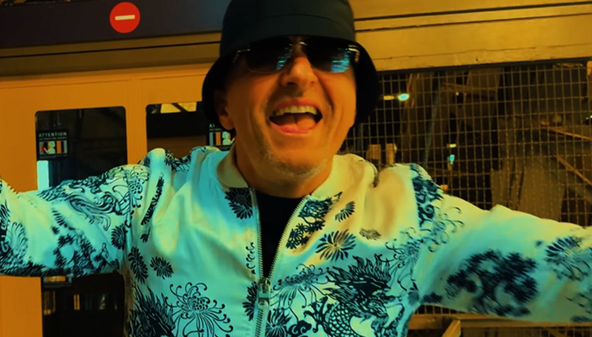 Costi Ioniță reinventează maneaua „Of, viața mea”. Cum sună „Mi Vida”, remake al celebrei piese cântate cu Adrian Minune în urmă cu zeci de ani