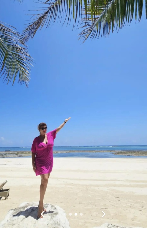 Imagini din vacanța Mihaelei Borcea în Kenya. A apărut în costum de baie, la plajă, alături de Sorin Rap