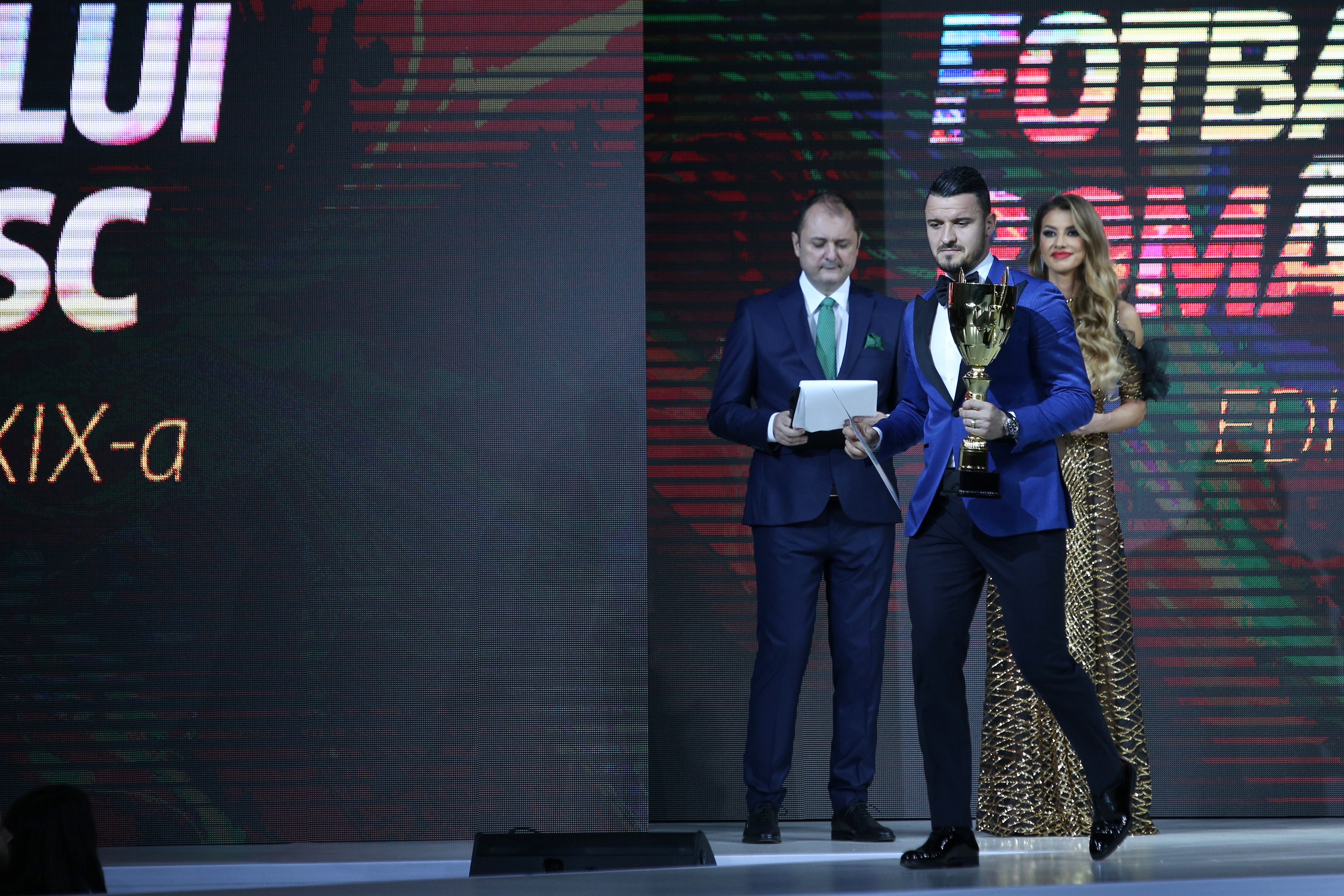 Gala Fotbalului Românesc 2017. Budescu, jucătorul anului. Hagi - antrenorul anului! Toate premiile acordate | FOTO&VIDEO