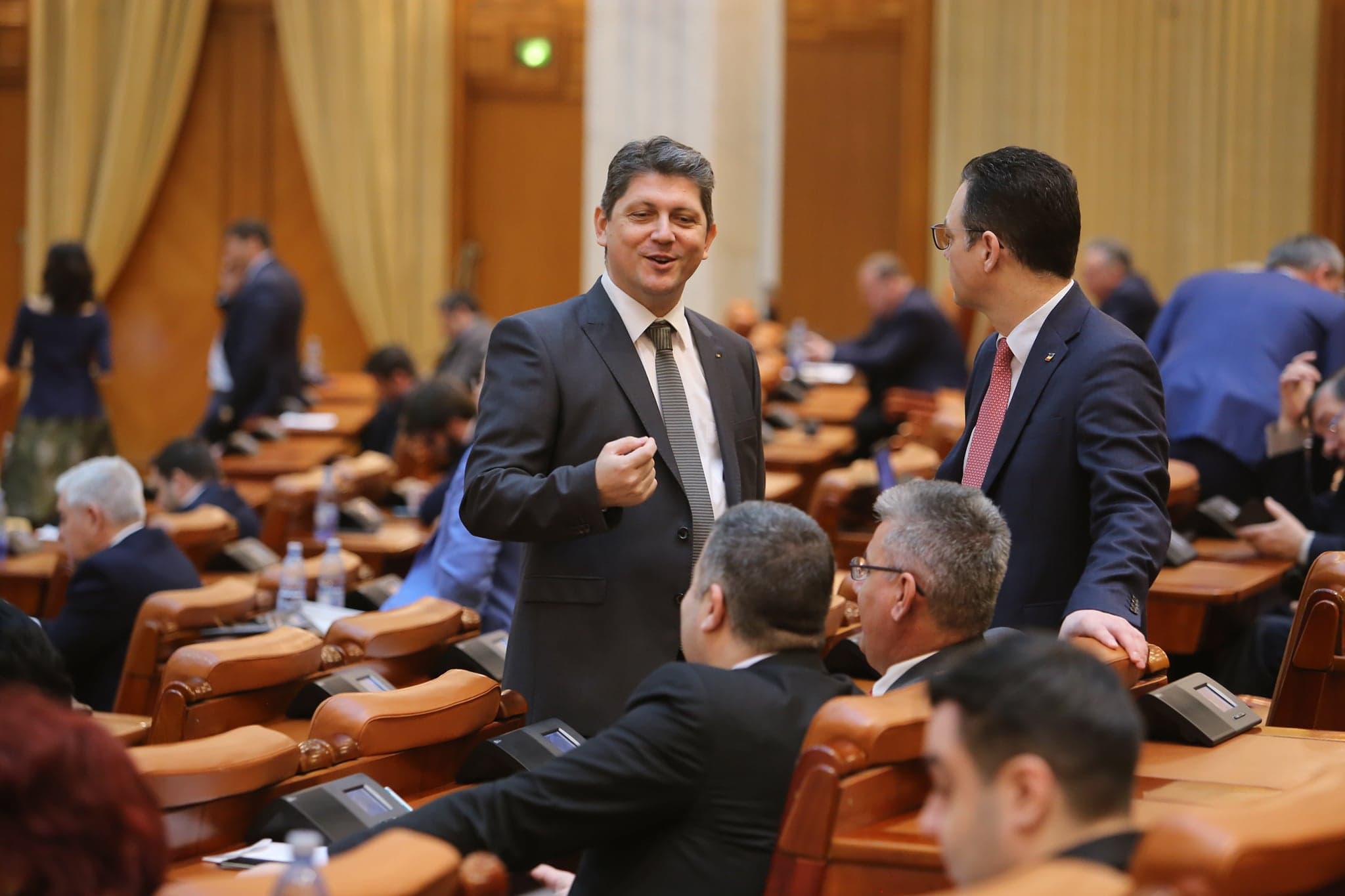 UPDATE. Bugetul de stat pe 2019 a fost votat de Parlament şi merge la preşedintele Klaus Iohannis, pentru promulgare | FOTO / VIDEO